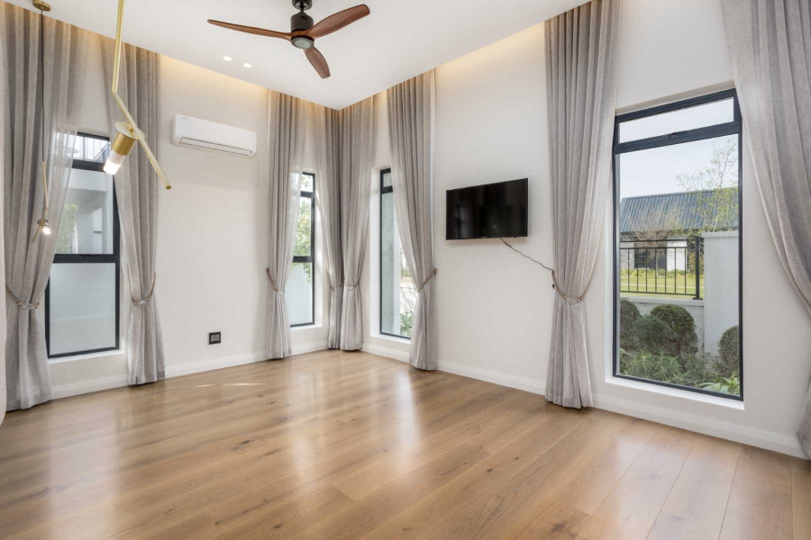 To Let 3 Bedroom Property for Rent in Val De Vie Estate Western Cape
